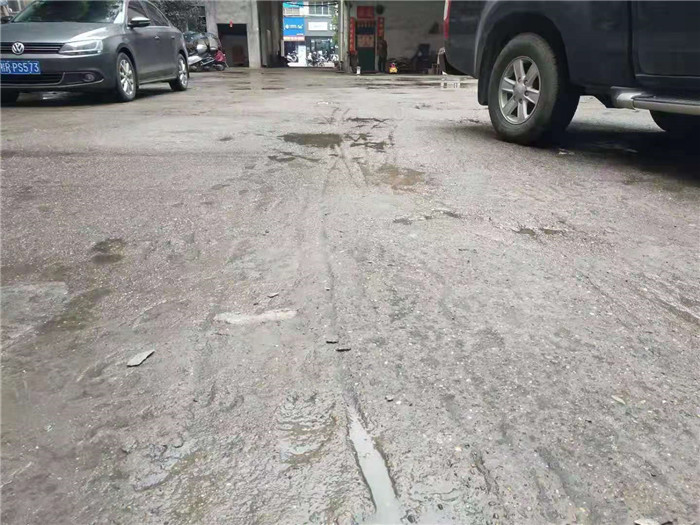 桂平木樂(lè)鎮(zhèn)某工廠丙烯酸水性地坪漆施工前場(chǎng)地情況